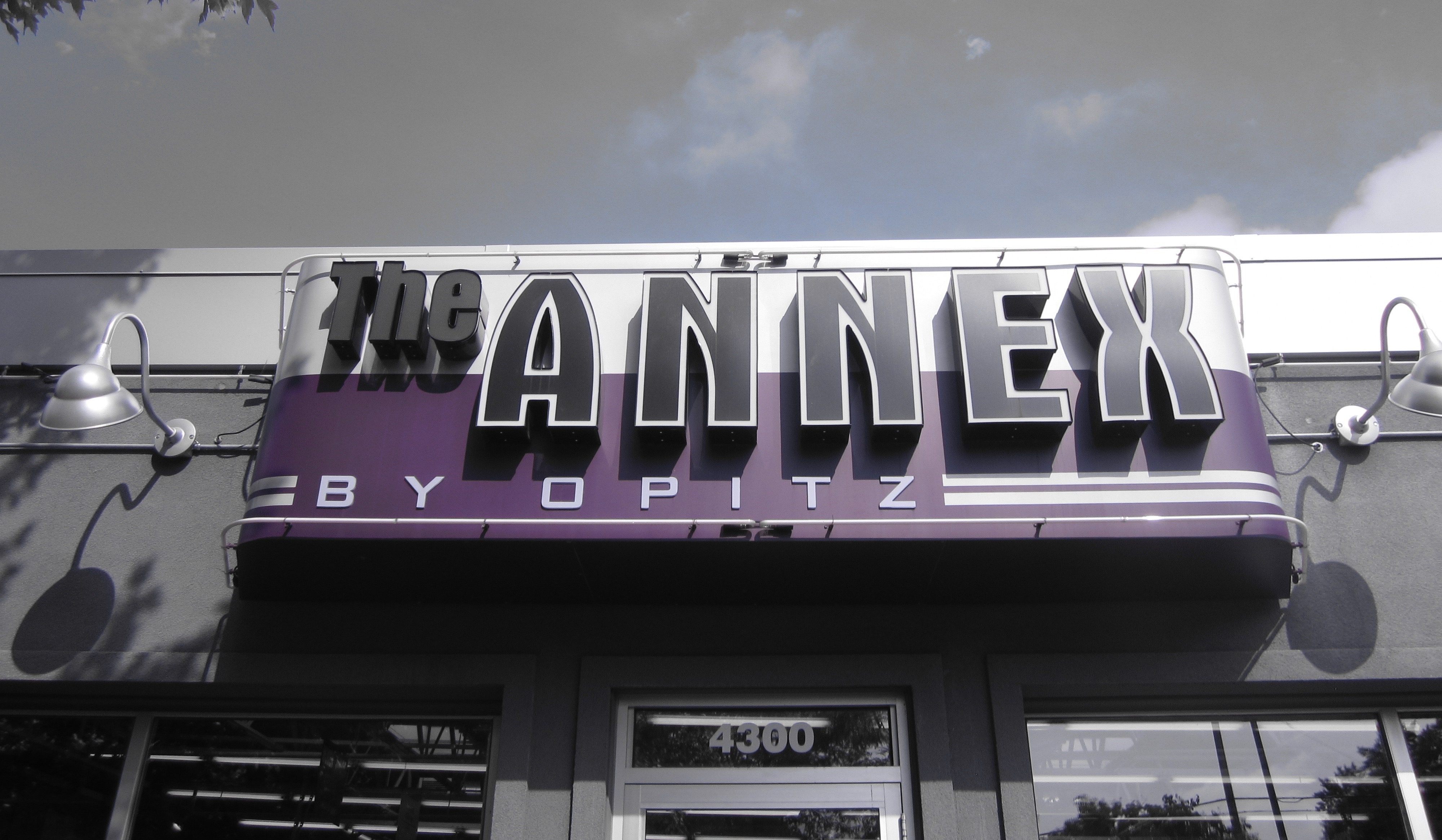 IMG_0625 Opitz Outlet