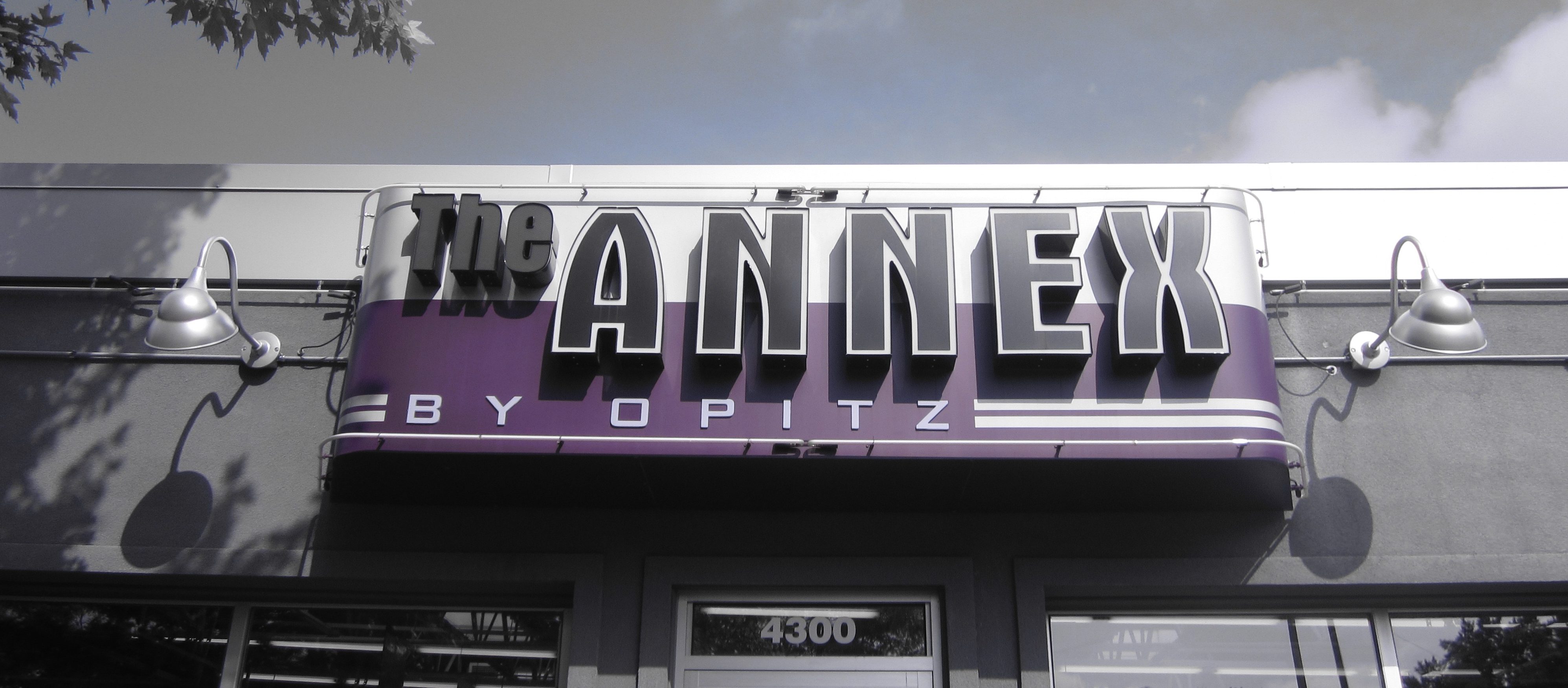 IMG_0626 Opitz Outlet